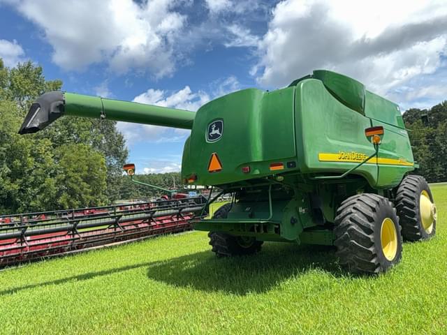 Image of John Deere 9760 STS equipment image 4