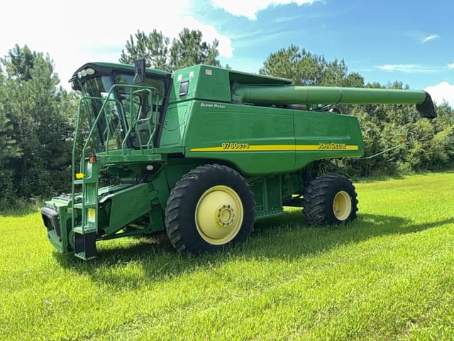 Image of John Deere 9760 STS equipment image 1