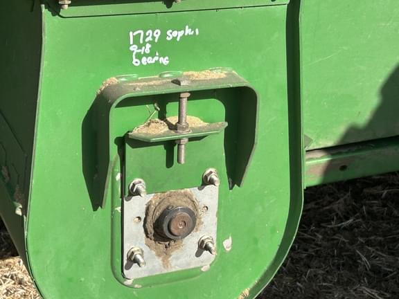 Image of John Deere 9760 STS equipment image 4