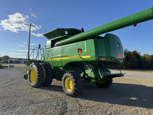 Image of John Deere 9760 STS equipment image 4