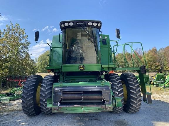 Image of John Deere 9760 STS equipment image 1