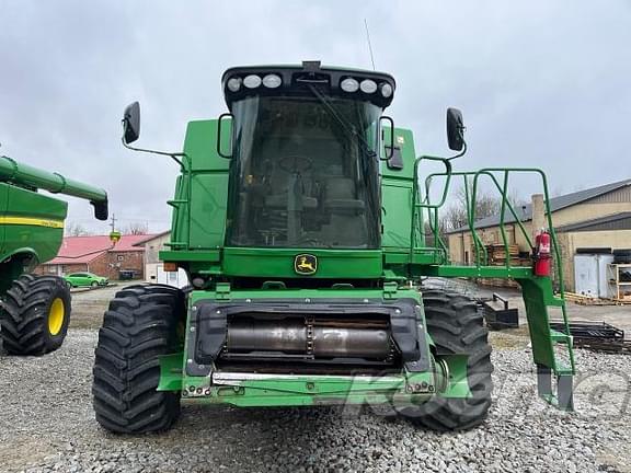 Image of John Deere 9760 STS equipment image 4