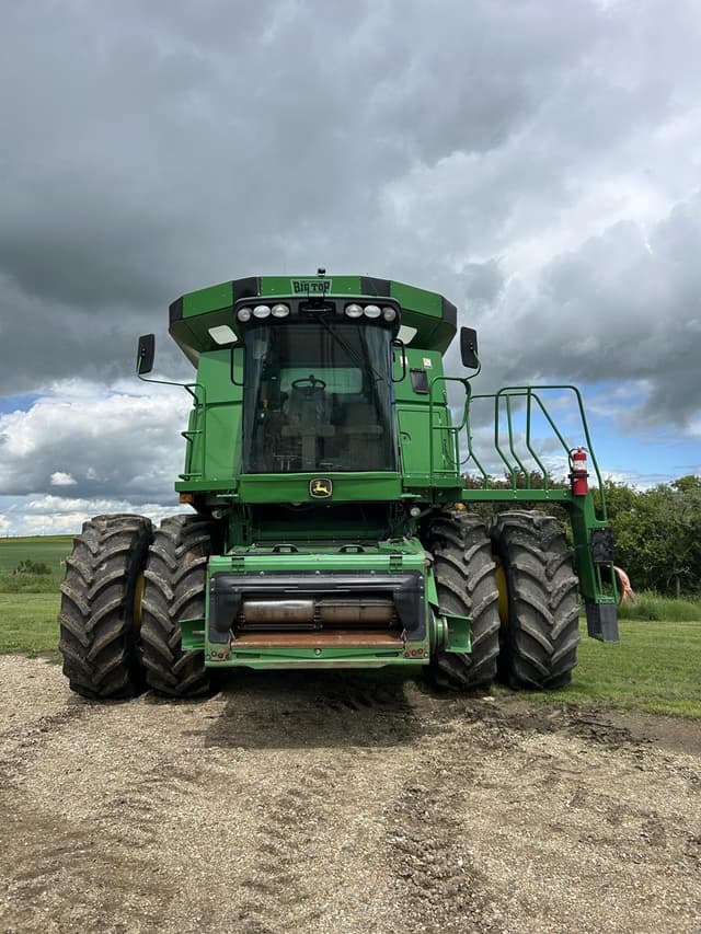 Image of John Deere 9760 STS equipment image 1