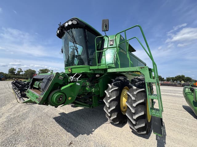 Image of John Deere 9760 STS equipment image 2