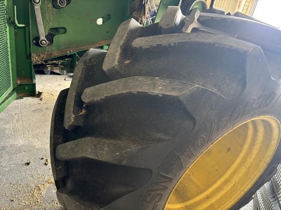 Image of John Deere 9760 STS equipment image 4