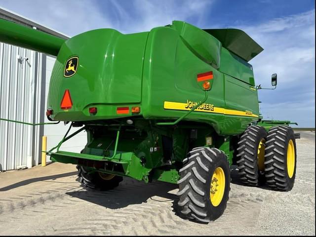 Image of John Deere 9760 STS equipment image 3