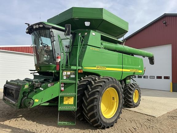 Image of John Deere 9760 STS Primary image