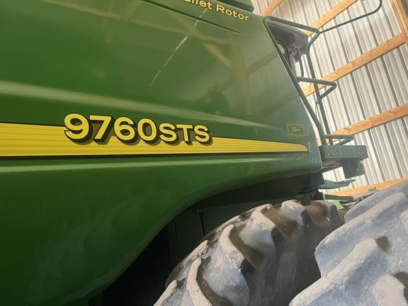 Image of John Deere 9760 STS equipment image 3
