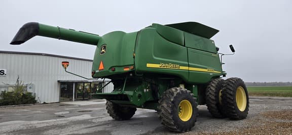 Image of John Deere 9760 STS equipment image 2