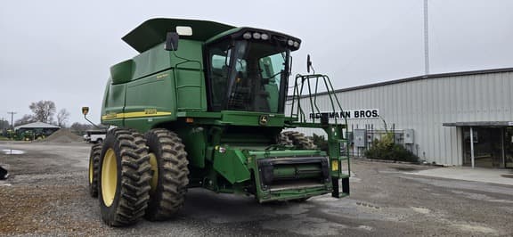 Image of John Deere 9760 STS equipment image 1