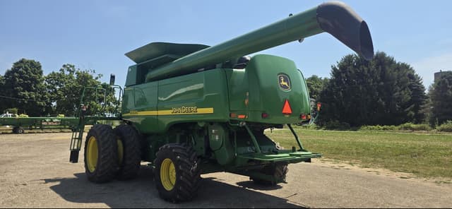 Image of John Deere 9760 STS equipment image 4