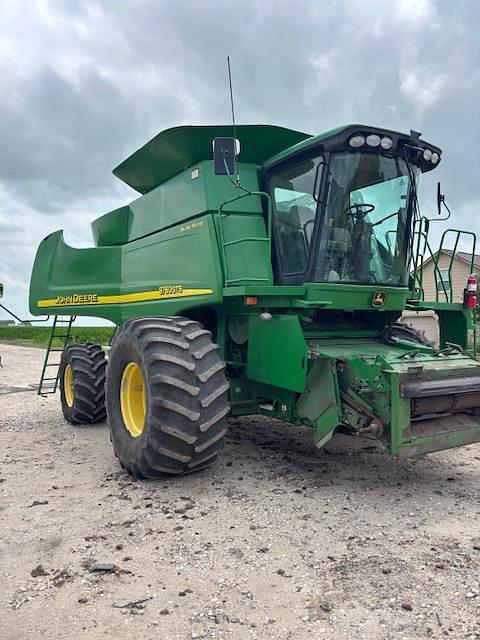 Image of John Deere 9760 STS equipment image 1