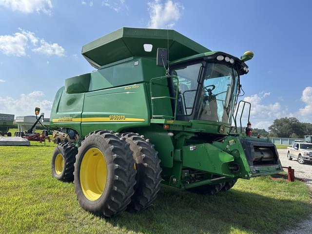 Image of John Deere 9760 STS equipment image 3