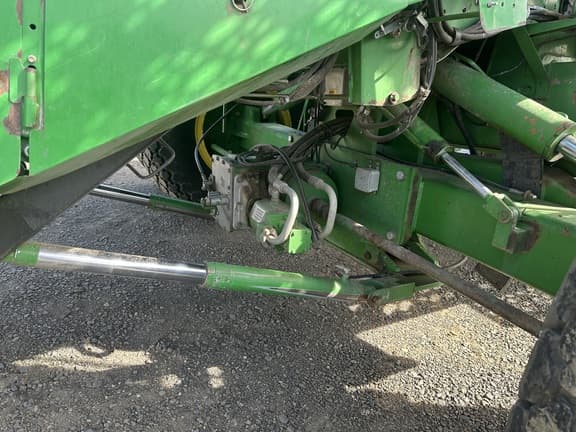 Image of John Deere 9760 STS equipment image 3