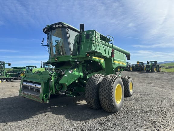 2007 John Deere 9760 STS Equipment Image0