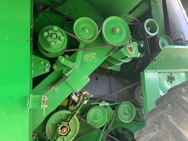 Image of John Deere 9760 STS equipment image 3