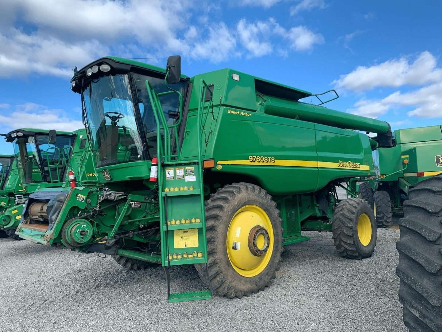 2007 John Deere 9760 STS Equipment Image0