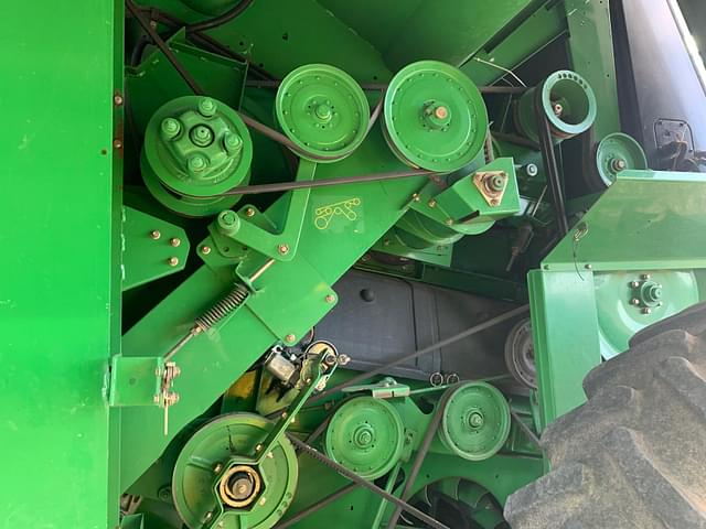 Image of John Deere 9760 STS equipment image 1