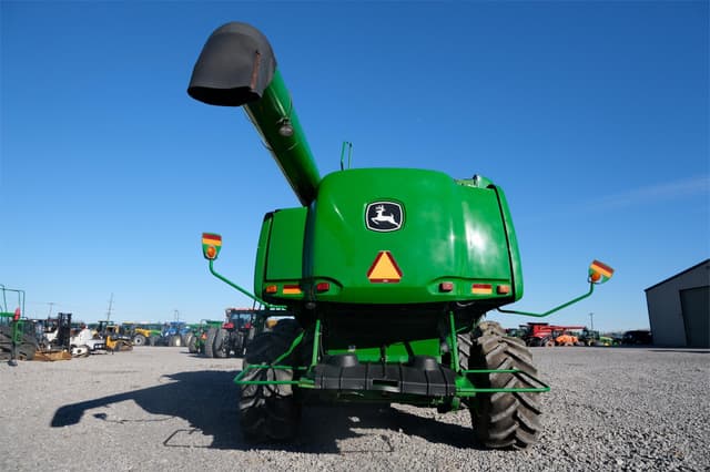 Image of John Deere 9860 STS equipment image 4