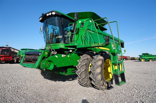 Image of John Deere 9860 STS equipment image 2