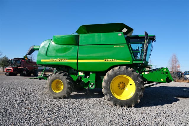 Image of John Deere 9860 STS equipment image 1