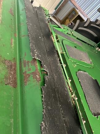 Image of John Deere 9860 STS equipment image 4