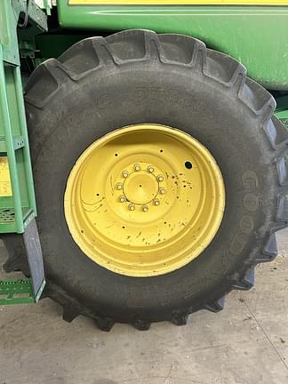 Image of John Deere 9860 STS equipment image 3