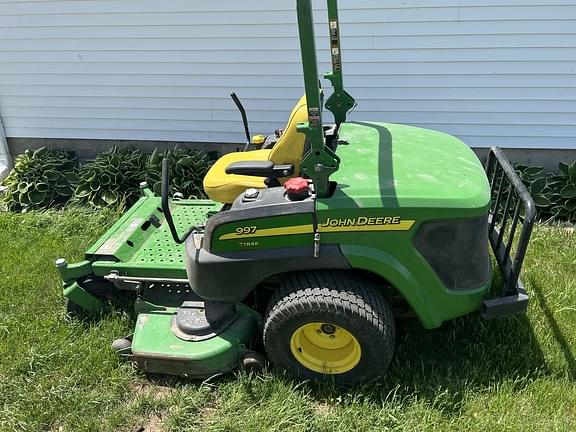 Image of John Deere Z997 equipment image 1