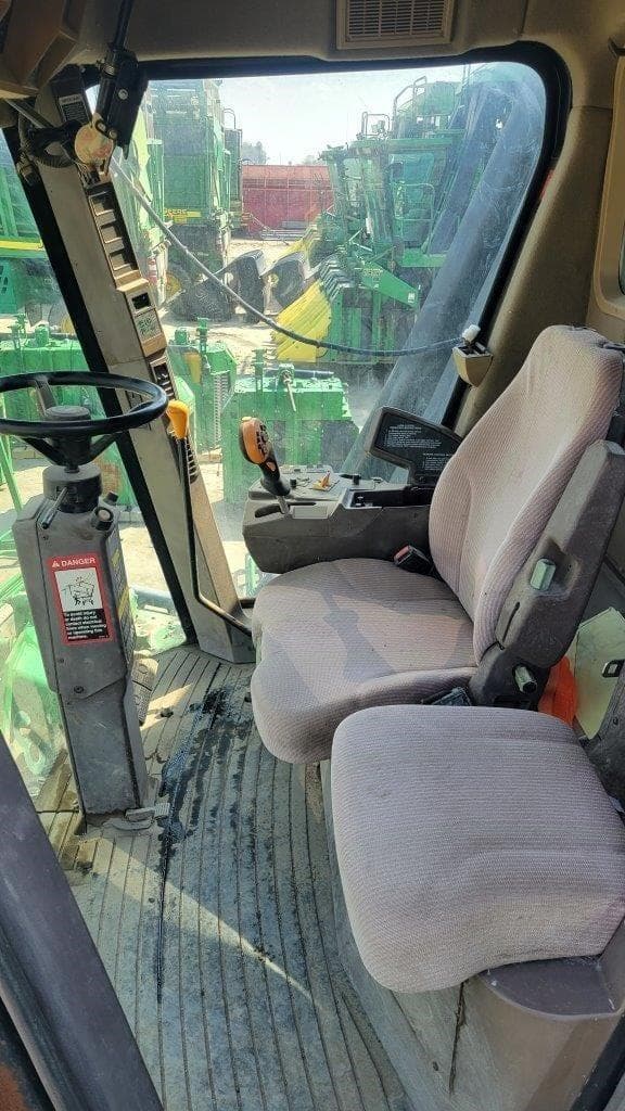 Image of John Deere 9996 equipment image 4