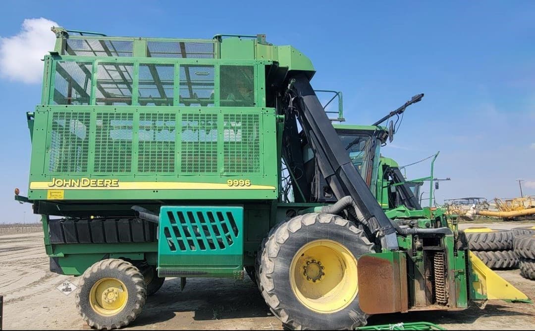 Image of John Deere 9996 Primary image