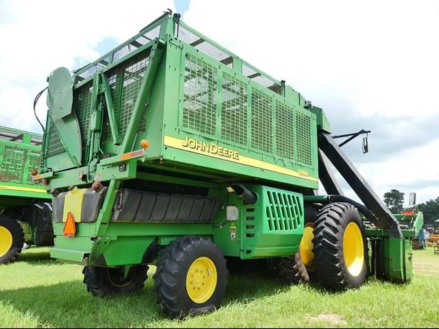 Image of John Deere 9996 equipment image 2