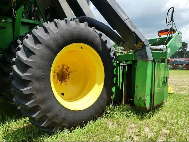 Image of John Deere 9996 equipment image 4