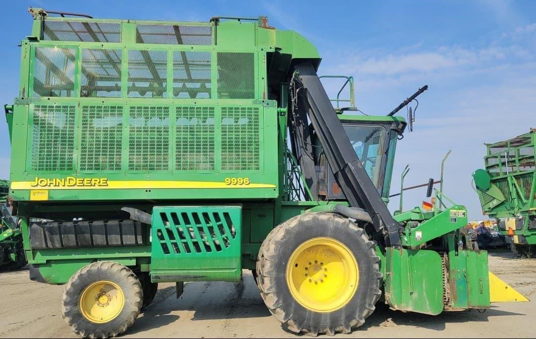 Image of John Deere 9996 Primary image