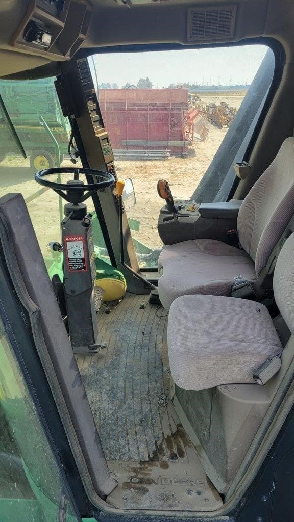 Image of John Deere 9996 equipment image 4