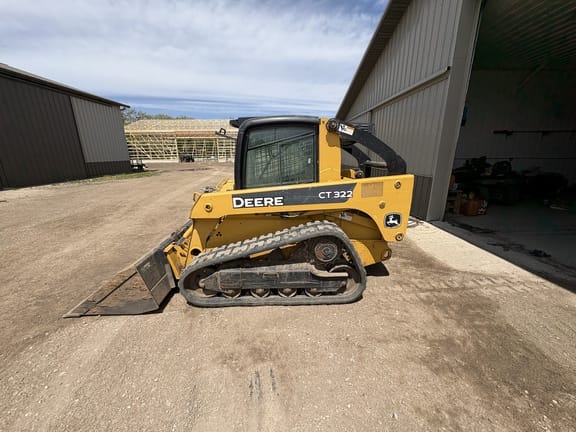 2007 John Deere CT322 Equipment Image0