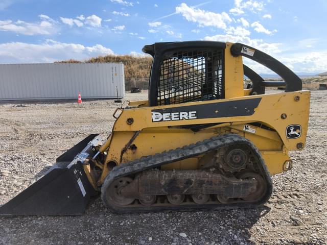 Image of John Deere CT322 equipment image 2