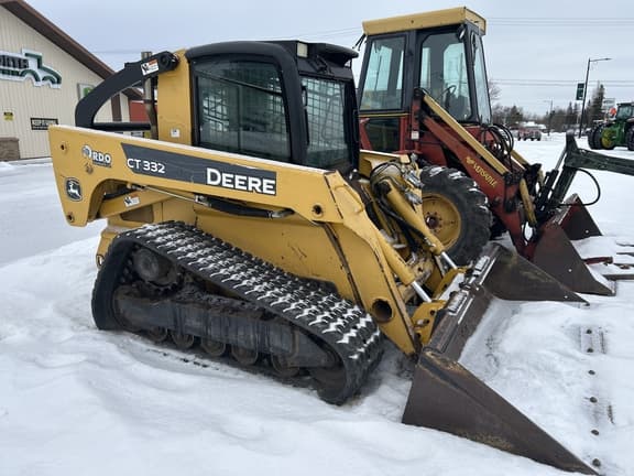 Image of John Deere CT332 equipment image 1