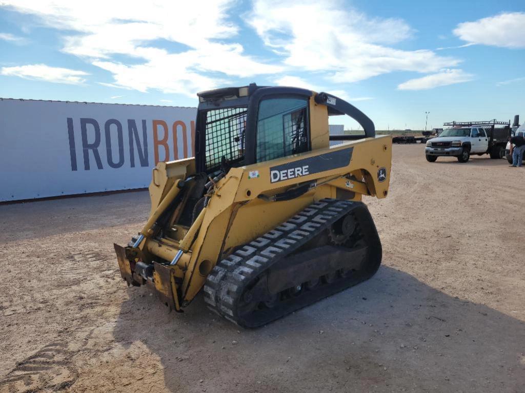 Image of John Deere CT332 Primary image