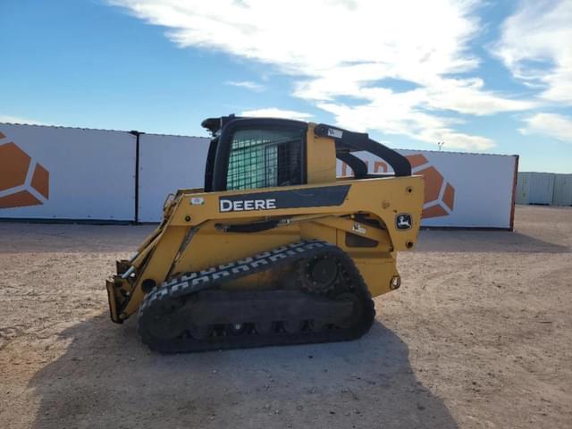 Image of John Deere CT332 equipment image 1