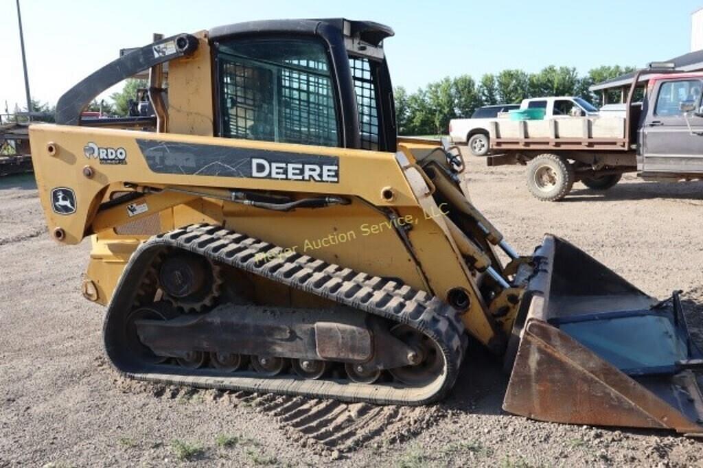 Image of John Deere CT332 Primary image