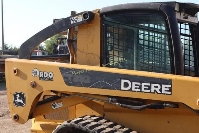Image of John Deere CT332 equipment image 1