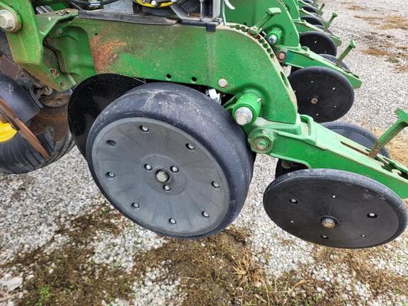 Image of John Deere DB90 equipment image 4