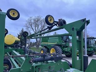 Main image John Deere DB90 38