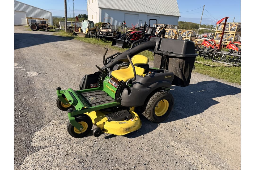 Image of John Deere Z425 Primary image