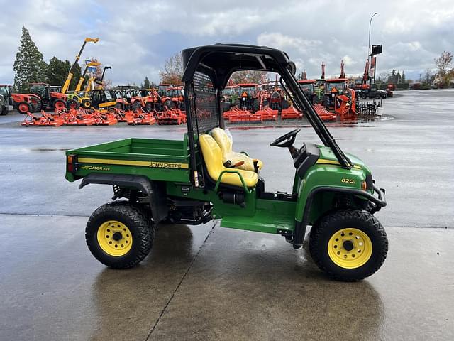 Image of John Deere Gator XUV 620i equipment image 4