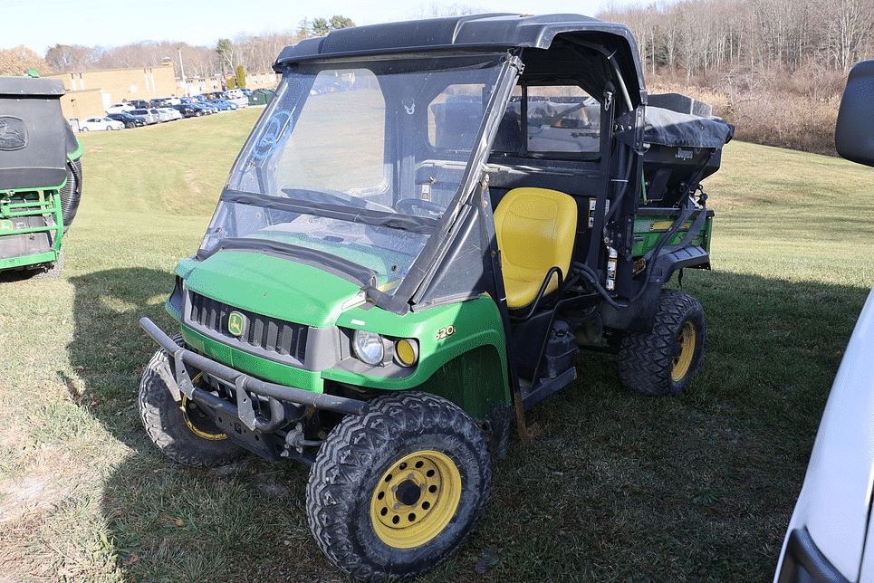 Image of John Deere Gator XUV 620i Primary image