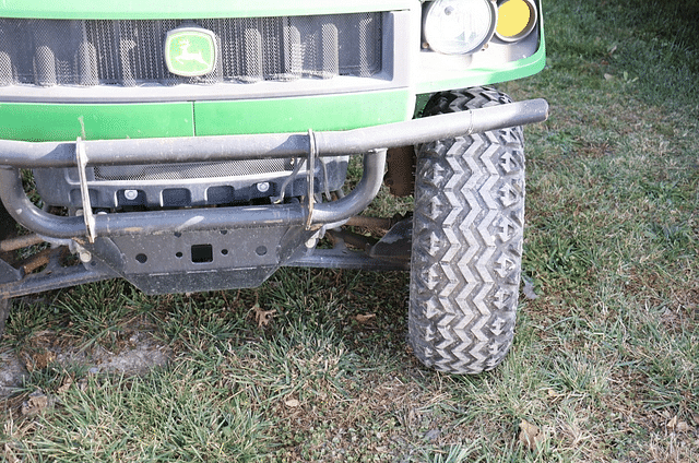 Image of John Deere Gator XUV 620i equipment image 2