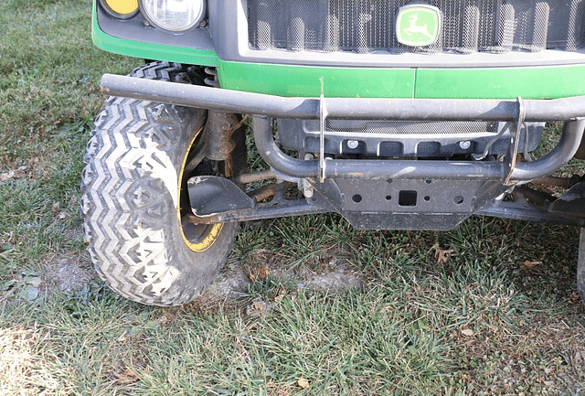 Image of John Deere Gator XUV 620i equipment image 3