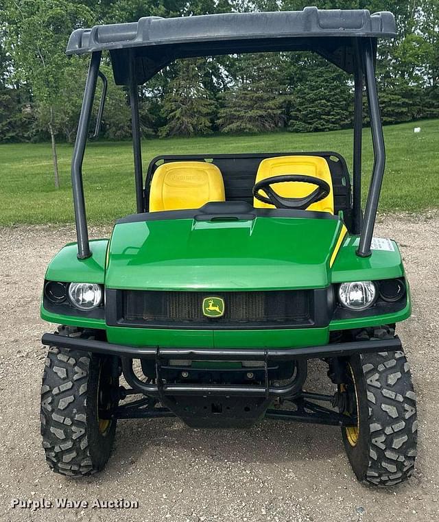 Image of John Deere Gator XUV 620i equipment image 1