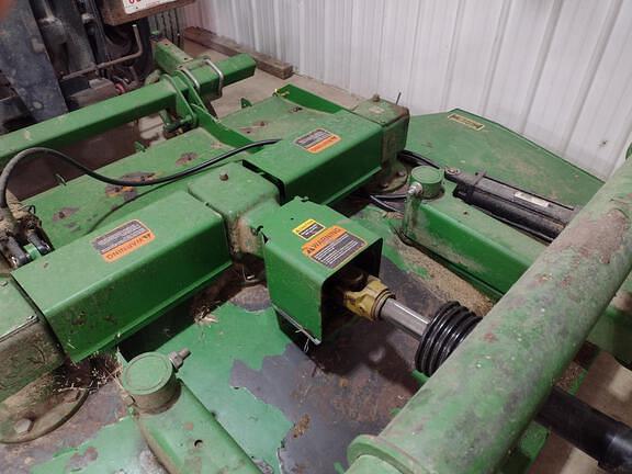 Image of John Deere MX8 equipment image 3